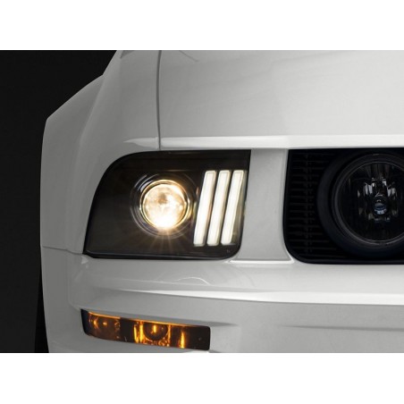ref_9611_RAX394301-vehicle